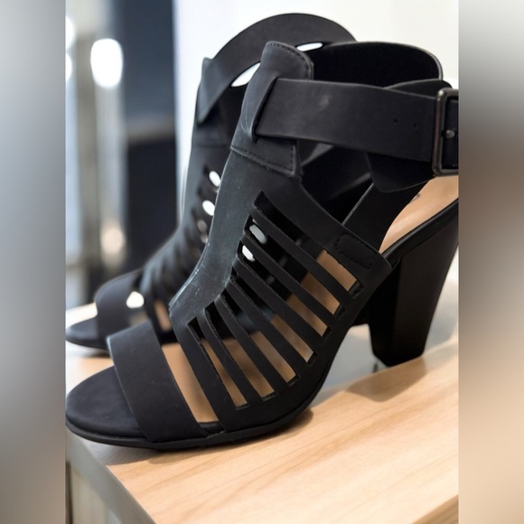 Black Heels Sandals Women’s Size 6.5 - Picture 1 of 11